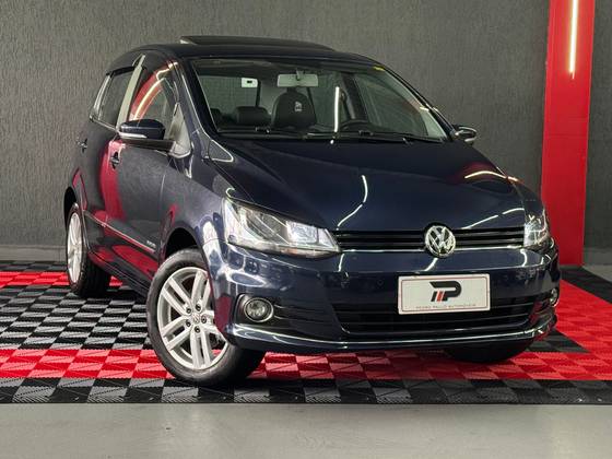 VOLKSWAGEN FOX 1.6 MSI HIGHLINE 16V FLEX 4P AUTOMATIZADO VOLKSWAGEN FOX 1.6 MSI HIGHLINE 16V FLEX 4P AUTOMATIZADO